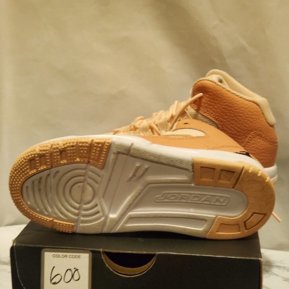 Jordan Max - Picture 4 of 4